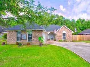 166 S Gate Dr, Ponchatoula, LA 70454