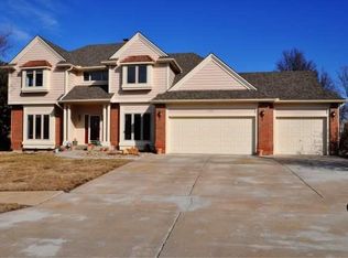 3728 SW Cobblestone Pl, Topeka, KS 66610