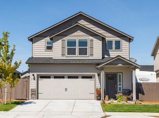 21296 SE Daylily Ave, Bend, OR 97702
