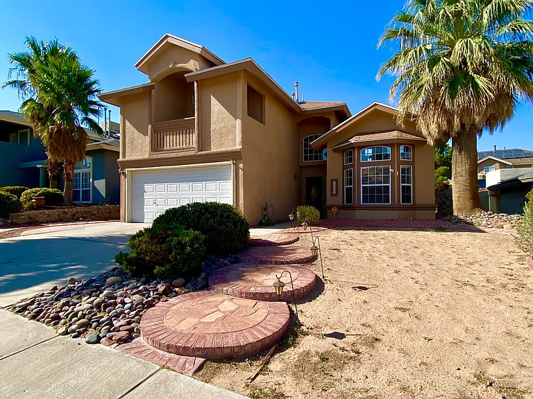 12521 Crystal Ridge St — Photo 2