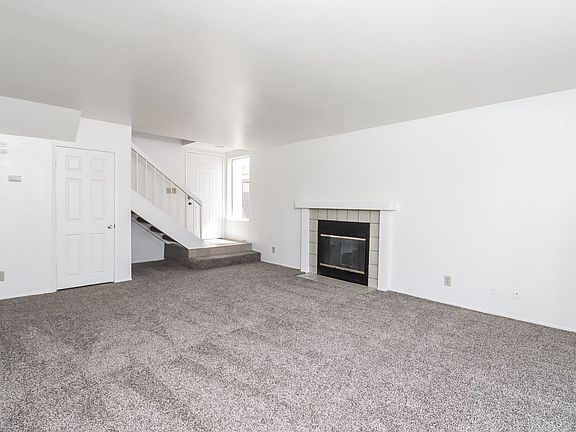 3rd image of 5160 Yvonne Way