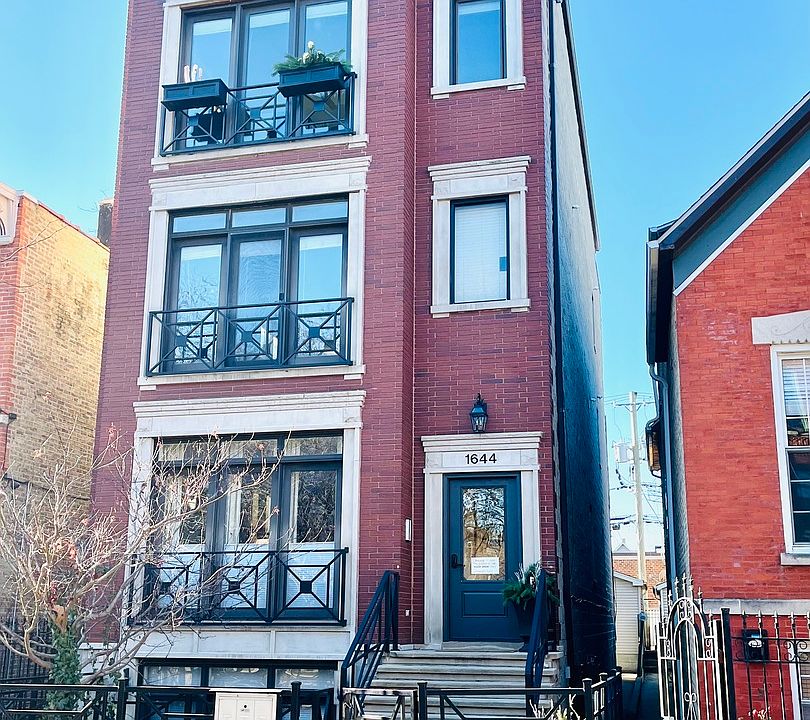 1st image of 1644 N Claremont Ave #1