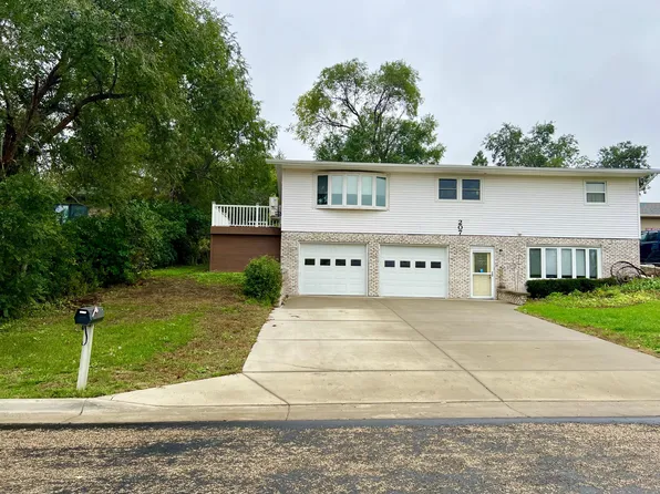 207 E Wandel Ave, Fort Pierre, SD 57532