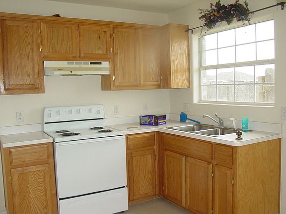 3rd image of 2623 Honolulu Dr