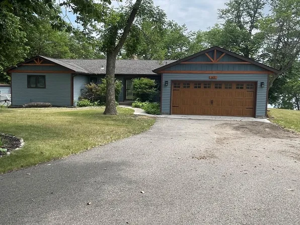 601 Edgewater Dr, Alexandria, MN 56308