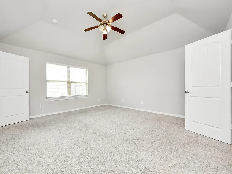6934 Rosalina Landing Ln — Photo 18