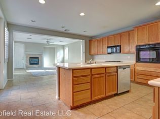 2460 Brooklyn Bridge St #C3, Las Vegas, NV 89135