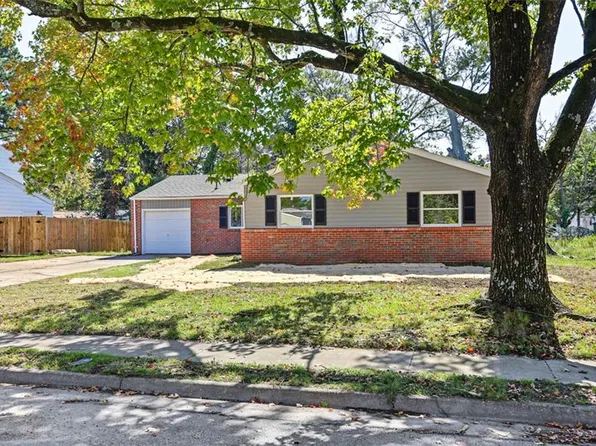 30 Greenwell Dr, Hampton, VA 23666