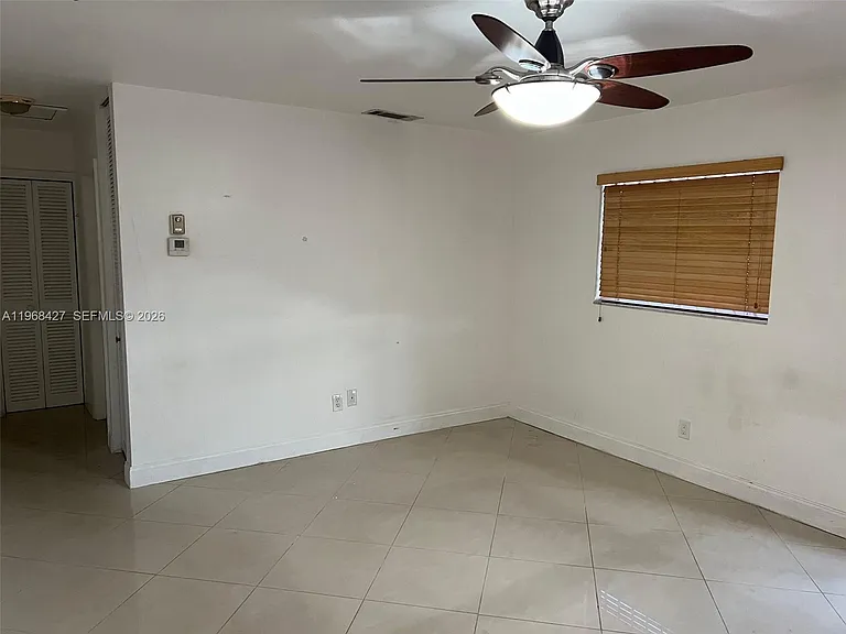 344 SW 1st St #6 — Photo 6