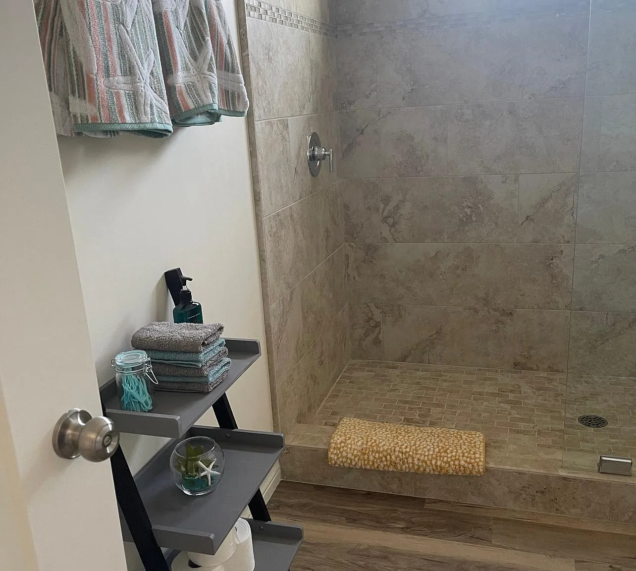 3 bed, 1200 sqft, $1,350 — Photo 4