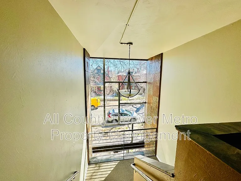 1435 Elizabeth St #10 — Photo 5