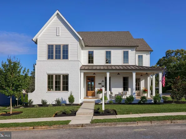 519 Cedar Ave, Hershey, PA 17033