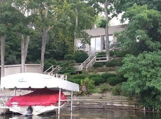 W5684 Bubbling Springs Dr, Elkhorn, WI 53121