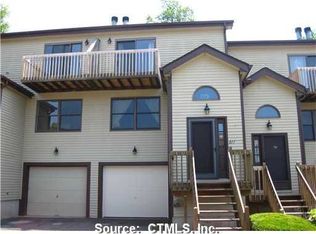 811 Lake Vista Dr, East Hampton, CT 06424