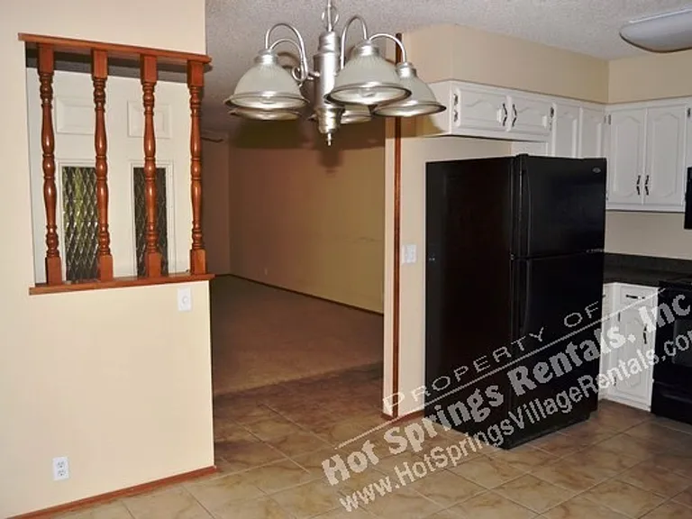 9 Ona Cir — Photo 10