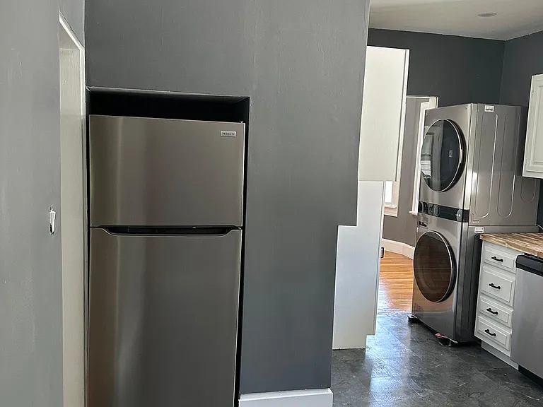 134 Elm St #136 — Photo 12