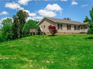 102 Meadows Hollow Rd, Fraziers Bottom, WV 25082