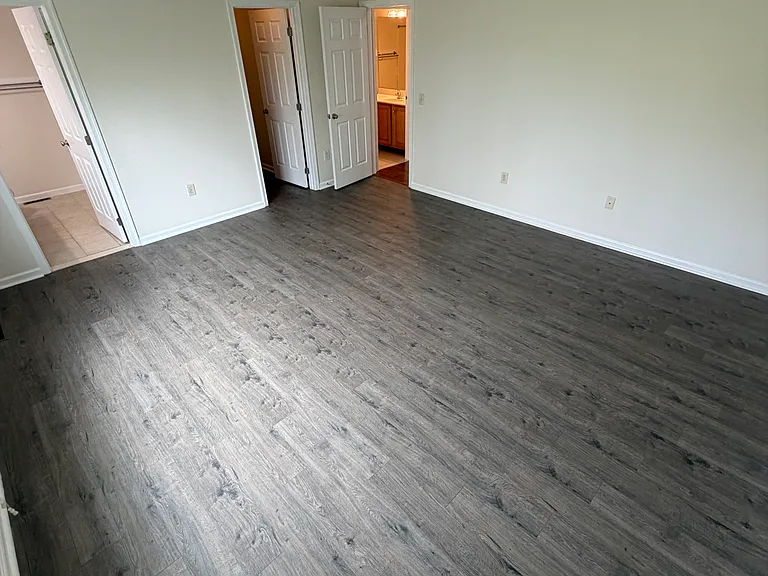 212 Jeffrey Ln — Photo 17
