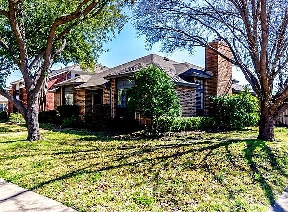 2nd image of 410 Running Brook Ln
