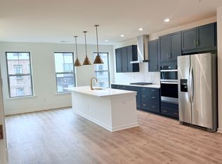 20965 Bluebird Sq, Sterling, VA 20165