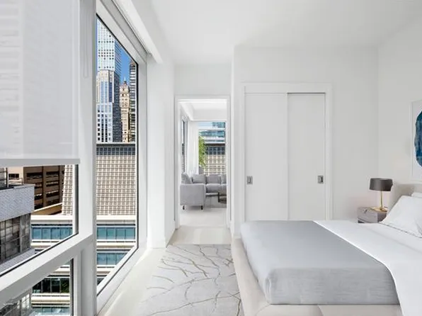 200 East 59th Street 11B image 3 of 8