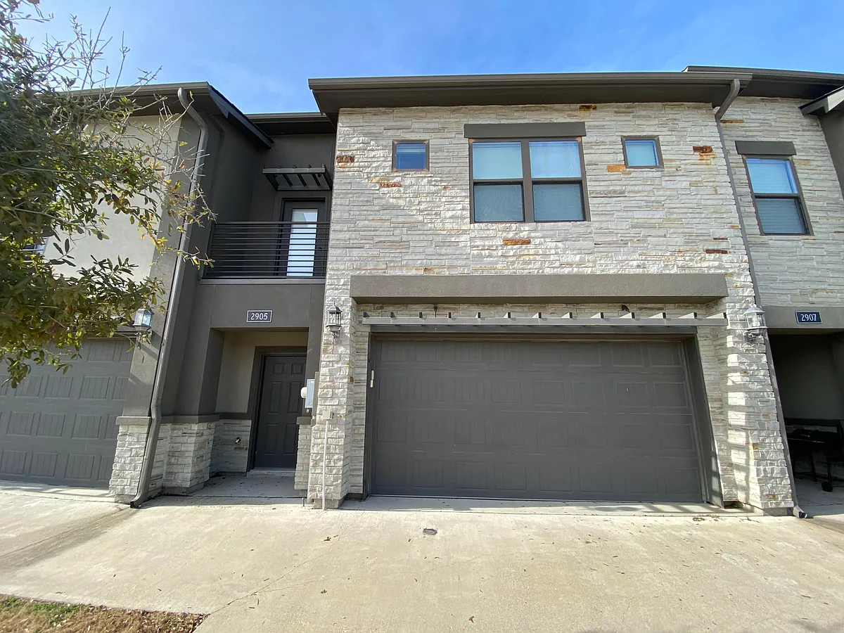 Building Photo - 2905 Papa Bear Dr