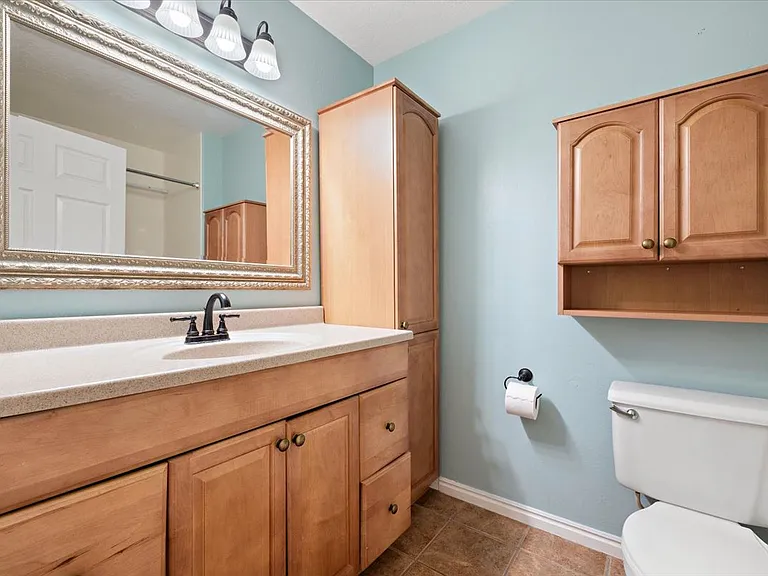 876 N 600 W #29 — Photo 13