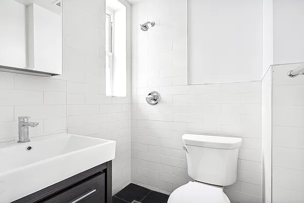 Rented by Freestone Property Group | media 14