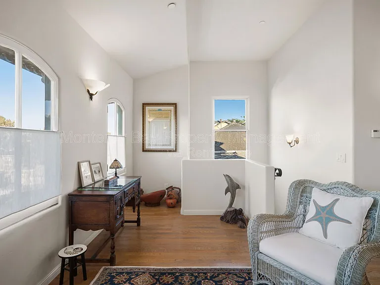 525 Laurel Ave — Photo 5