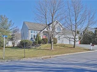 1885 Dayton Dr, Easton, PA 18040