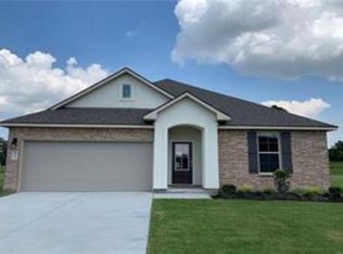 274 Windsor Woods Dr, Sulphur, LA 70665