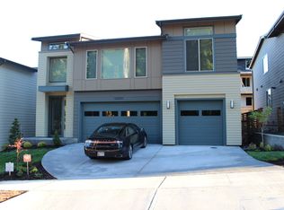 5203 NE 12th St, Renton, WA 98059