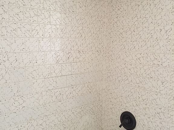 4th image of 3300 Clark Ave