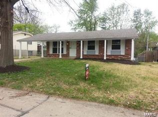 14 Westwinds Dr, Saint Peters, MO 63376