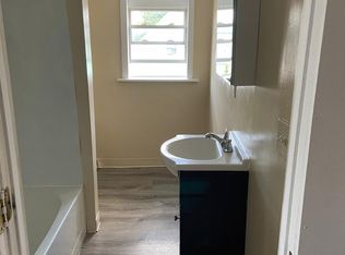 57 Fox St #3, Worcester, MA 01604