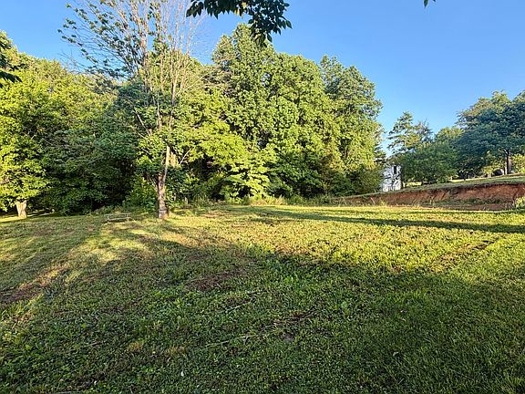 5th image of 520 Pimlico Dr