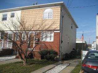 65 Slater Blvd, Staten Island, NY 10305