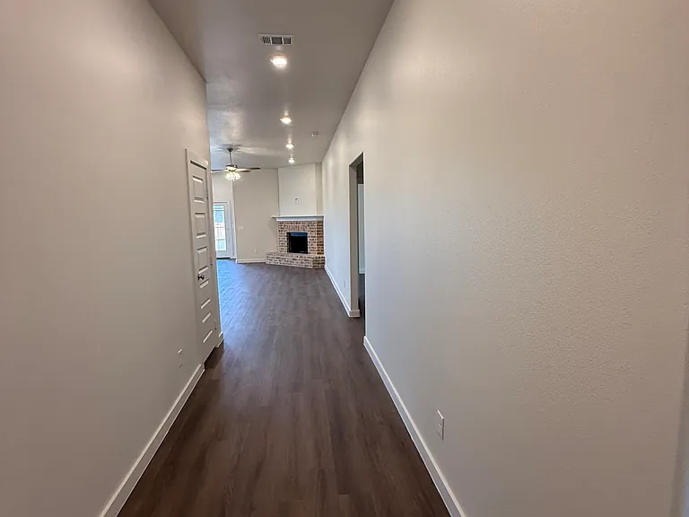 7605 Arlo Dr — Photo 2