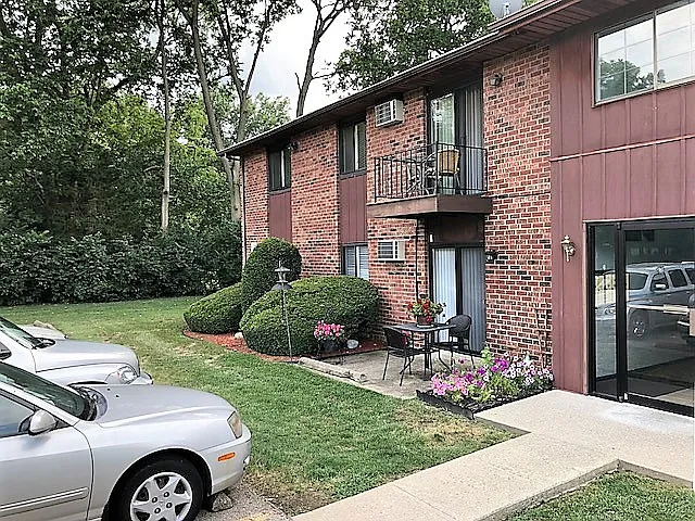 5456 Eastgate Dr #3 — Photo 1