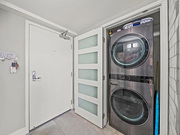 4th image of 575 6th Ave Unit 216