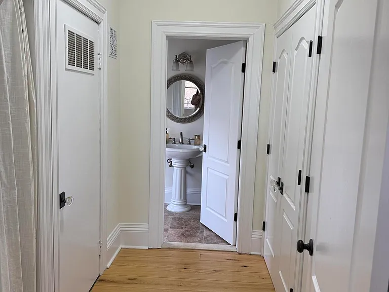 25 Monmouth Rd #3 — Photo 13