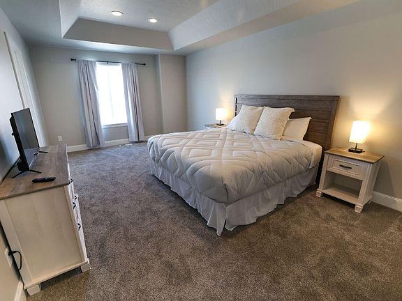 2nd image of 254 W Seasons Ln
