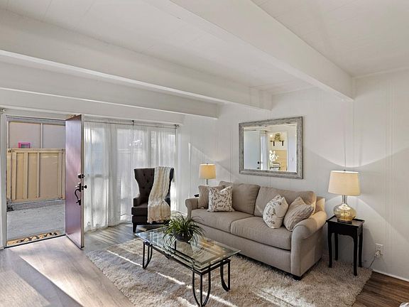 3rd image of 451 Dela Vina Ave APT 102