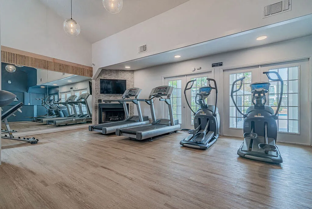 Napa Green Apartments — Photo 2