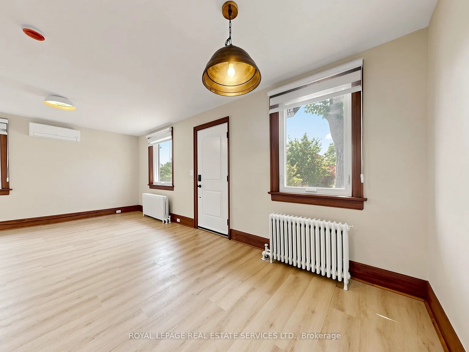 2 bed, $3,800 — Photo 3