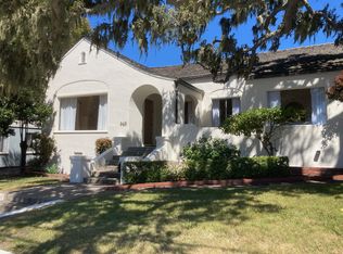 949 Forest Ave, Pacific Grove, CA 93950