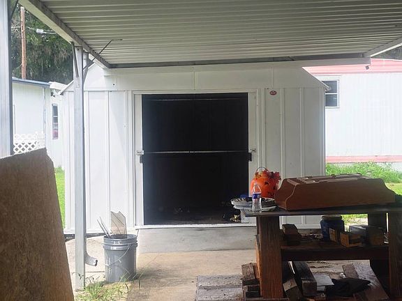 2nd image of 2815 N Pine Ave Lot 17