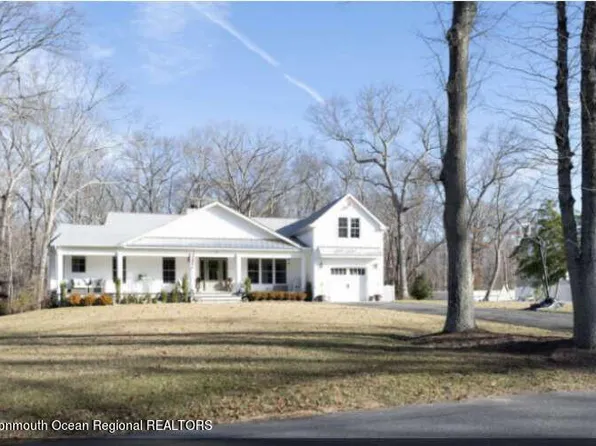 10 Willow Avenue, Farmingdale, NJ 07727