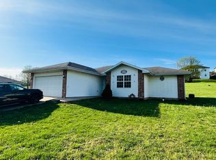 1602 E Windridge, Ozark, MO 65721