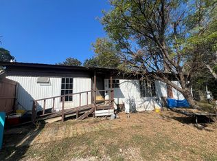 261 An County Rd #366, Palestine, TX